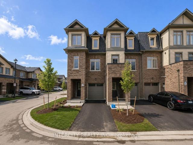 19 Senay Circle, Clarington | 4Beds/4Bath, Townhouse, $2,899/mo | Condos. Ca