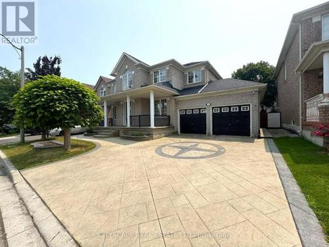 19 Selhurst Drive, Brampton, ON, L6P 1A2 house for sale | Listing ID W13691 | Royal LePage