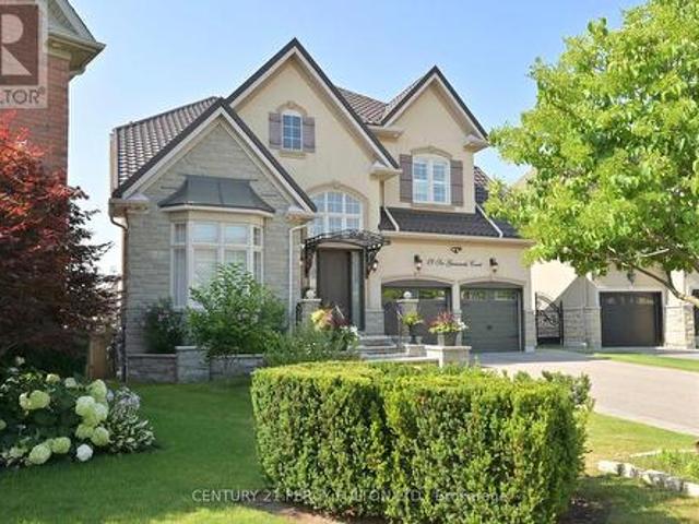 19 Sir Giancarlo Court, Vaughan, ON, L6A 0C6 house for sale | Listing ID N12312 | Royal LePage