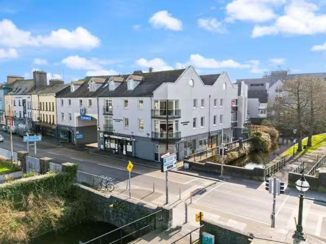 19a The Waterfront, Bridge Street, Galway City Centre, H91T9K0.