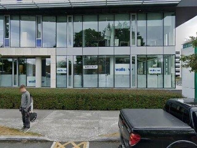 1 m2 office space for sale in Dublin 18