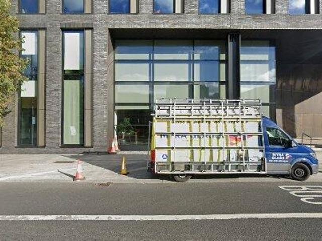 1 m2 office space for sale in Dublin 1