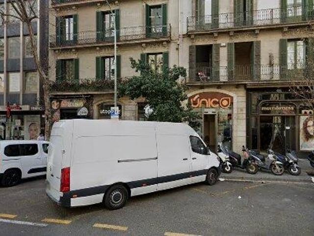 1 m2 office space for rent in Barcelona Eixample