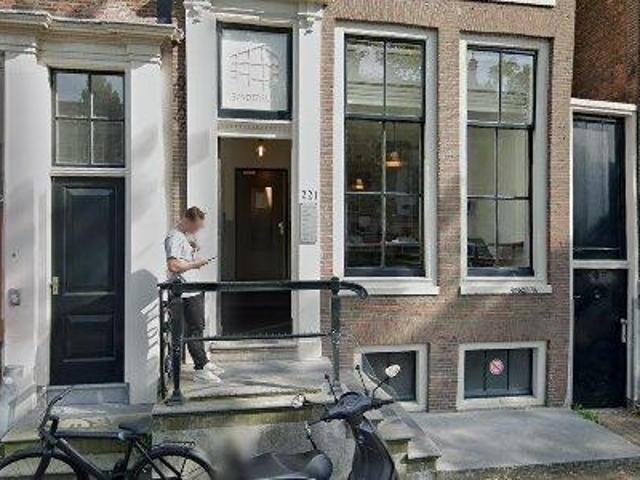 1 m2 coworking space for rent in Amsterdam Centrum