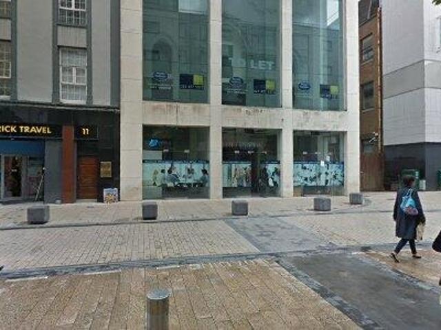 1 m2 coworking space for rent in Ayle