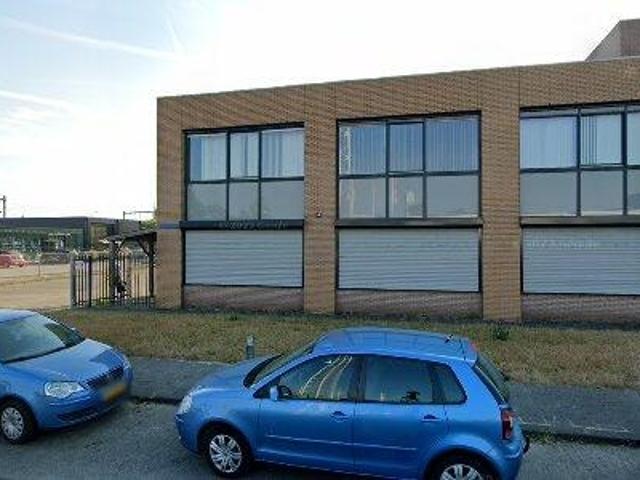 1 m2 coworking space for rent in Breda