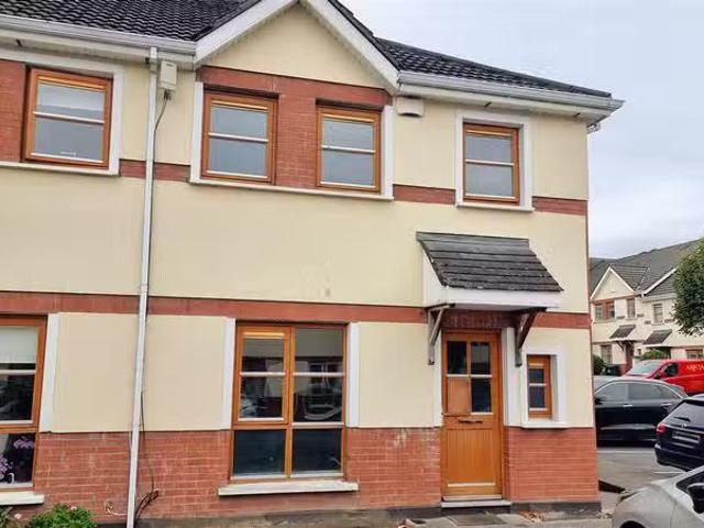 1 Marlfield Court, Kiltipper, Dublin 24