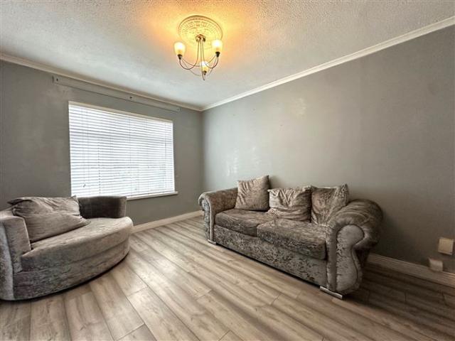 1 Melrose Avenue, Clondalkin, Dublin 22 Ray Cooke Auctioneers 4908 MyHome. Ie Residential