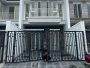 1 Milyar an Rumah Baru Jemursari Selatan Surabaya Dekat Raya Jemursari, Ubaya, Uk Petra