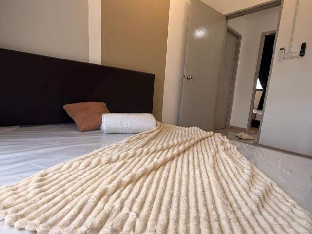 1 Min Walk MRT Suntex | MIddle & Single Rooms Available