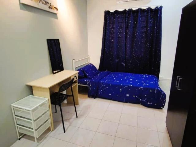 1 mins to HELP University, AC Room, Fully FurnishedDamai Apartment, Subang Bestari