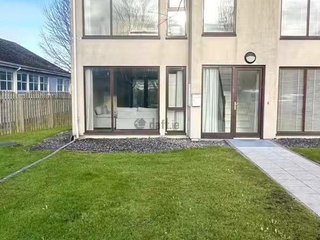 1 Moate Retirement Village, Dublin Road, Moate, Co. Westmeath.