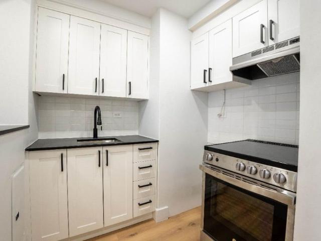 1 MOIS GRATUIT – Studio et 1 Ch. à 2 pas des Universités à louer Montreal appartement / logement