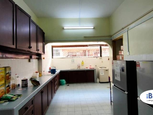 1 Month Only! Single Room at SS2 Petaling Jaya