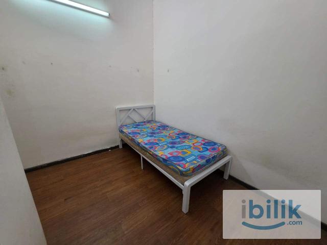 1 Month Deposit0 Deposit Kemuning Utama Shah Alam Room RentLocation NearGiant, SJK © Khe Beng, Aeon Big Bukit Rimau