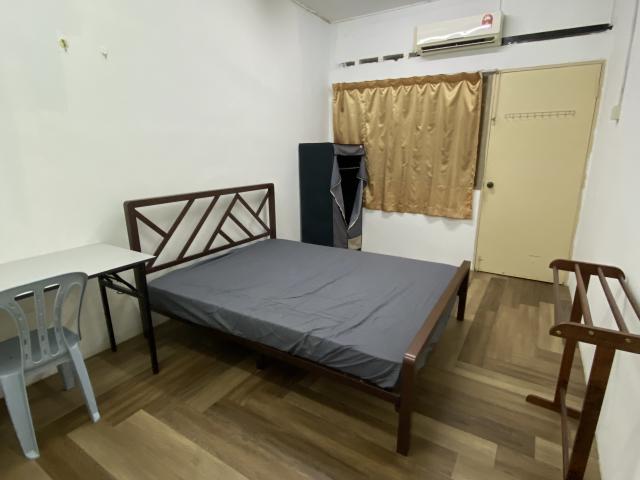 1 Month Deposit Fully Furnished Single Room Walking Distance to LRT Taman Bahagia, Free Wifi
