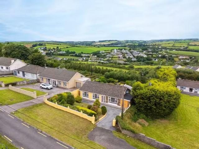 1 Nash's Boreen, Fairhill, Co. Cork, T23H7A4 is for sale