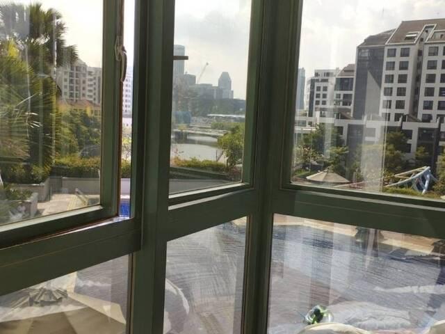 1 or 2pax Common room with Nice Pool & River View at The Quayside, mins walk Mrt, No Owner, Privacy