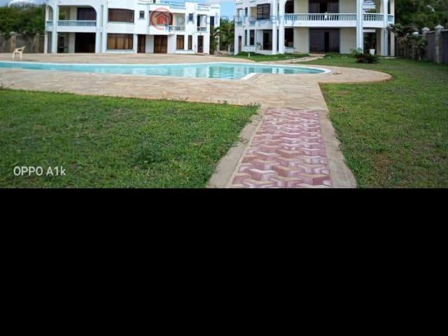 1 Acre Beach Plot With 2 Mansions, Kilifi