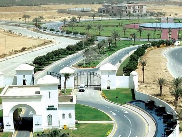 1 acre luxury farm house land in bahria town karachi for sale. Best Investment Opportunity For The Future