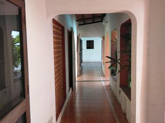 1 Acre Prime second row Mtwapa Creek with a 6 Bedrooms Bangalore and swimming pool