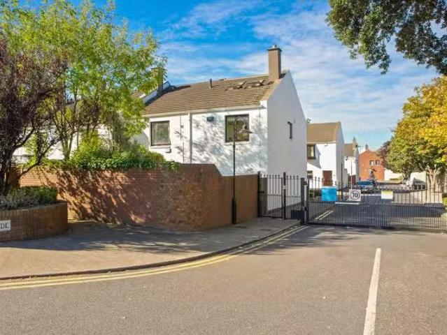 1 Adelaide, Strand Road, Sandymount, Dublin 4, D04A0K6 is for.