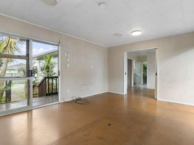 1 and 2/8 Atkinson Avenue, Papatoetoe, Manukau City