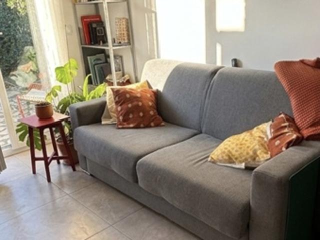 1 appartement divisé en 2 studios meublés rénovés Investi