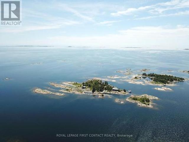 1 B731 Island, The Archipelago, ON, P0G 1K0 Luxury House for sale | Listing ID X13496 | Royal LePage Carriage Trade Luxury Properties