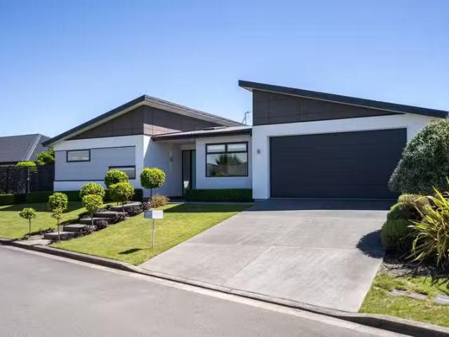 1 Bargrove Close, Halswell, NZ 8025 House for Sale