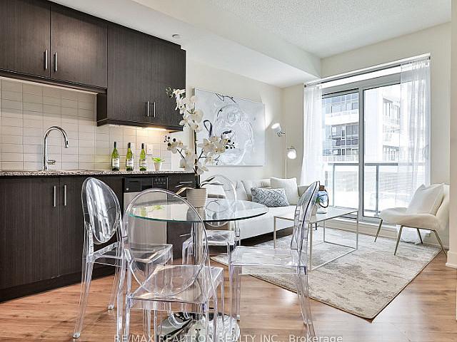 1 Bdrm Condo Apt In The Heart Of North York