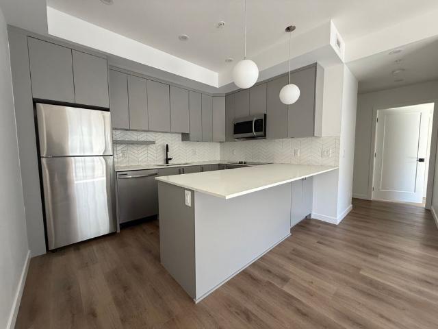 1 Bdrm at Five Crossings: Pet Ok