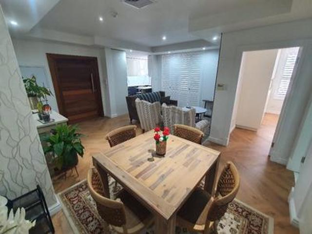 1 bed 1 bath 1parking drive up to y.