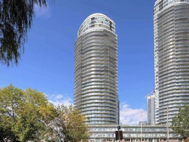 1 bed 1 bath condo with Heat, Water, parking and locker at Lakeshore & Parklawn available July 1