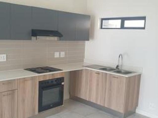 1 bed 1 bath first floor @ greenbay.