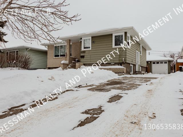 1 Bed, 1 Den, 1 Bath basement suite located in Al Ritchie