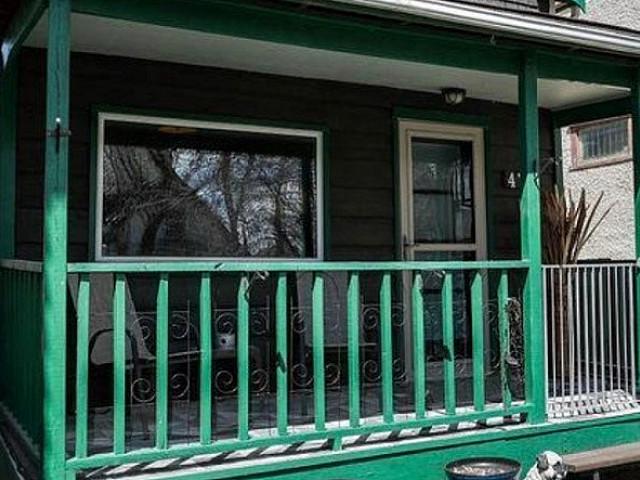 1 Bed, 2 Bath House In South Osborne