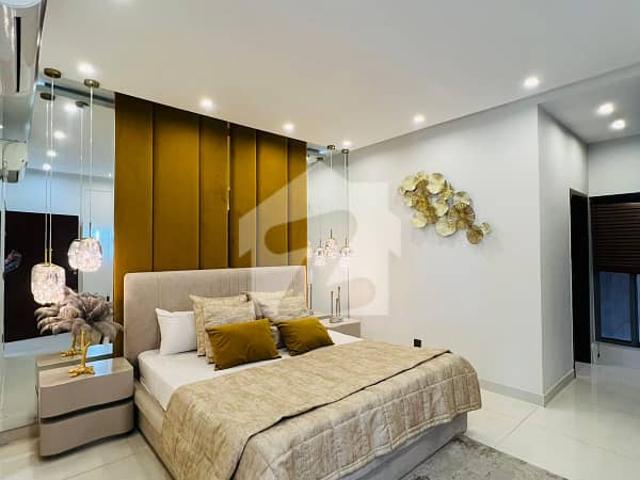 1 Bed Townhouse | 3 Marla | Raiwind Road | Easy 4 Year Plan | Booking 25% | Furnished Apartment