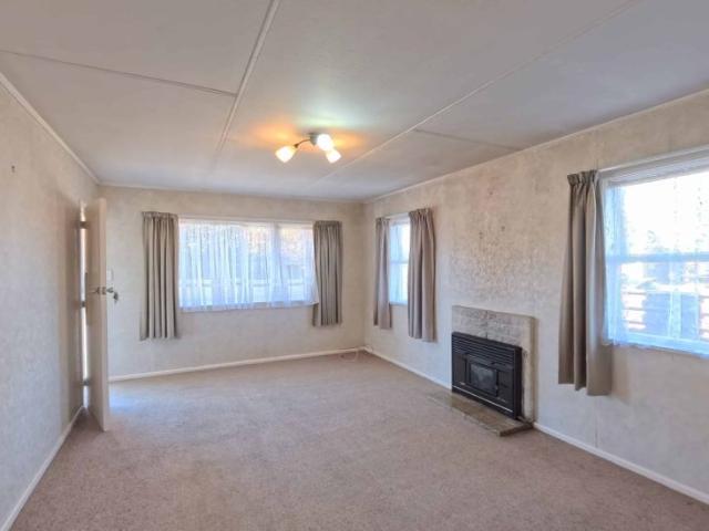 1 Bed with garage