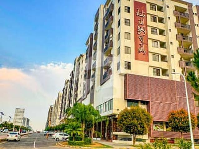 1 bed apartment for sale very reasonable price in gulberg green