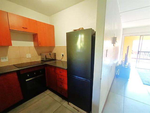 1 Bed Apartment in Clubview