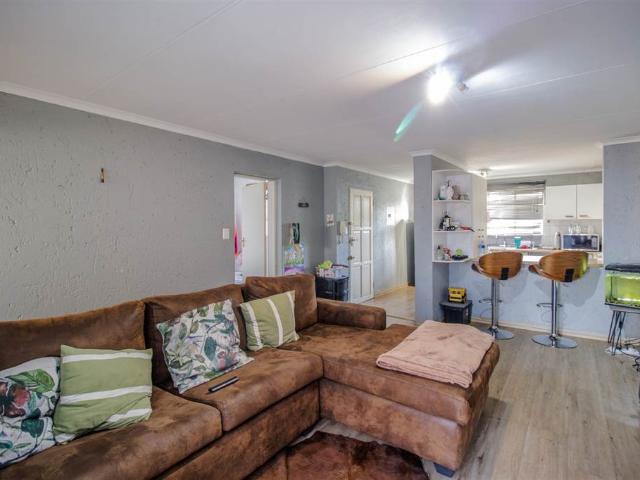 1 Bed Apartment in Ferndale