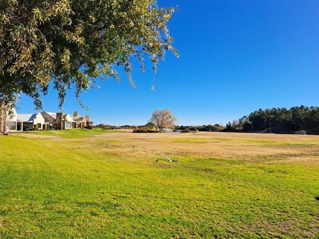 1 Bed Apartment in Kanoneiland