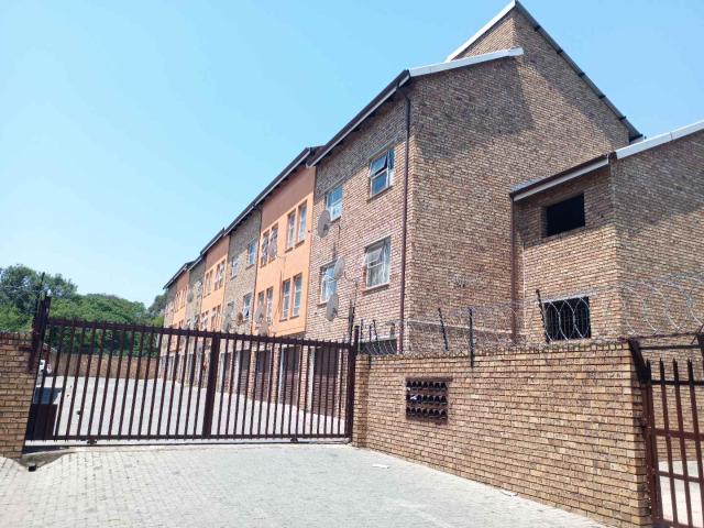 1 Bed apartment in Kempton Park Central