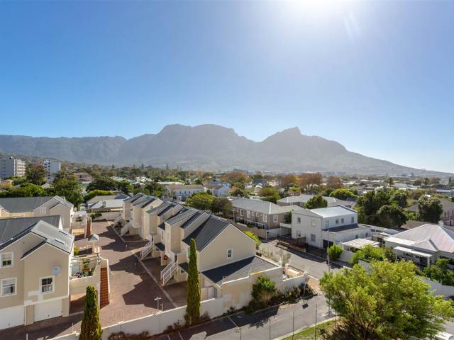 1 Bed Apartment in Kenilworth