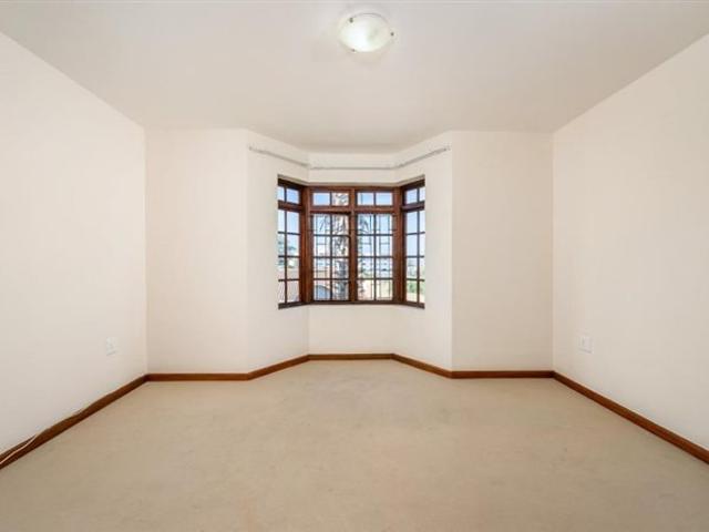1 Bed Apartment in St Georges Park
