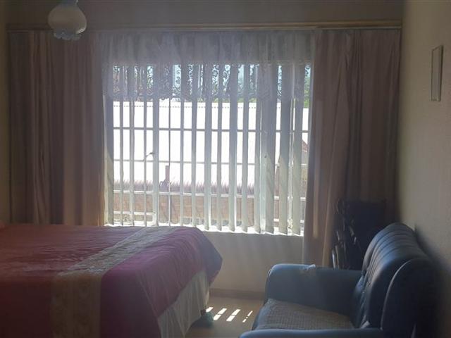 1 Bed Apartment in Sunair Park