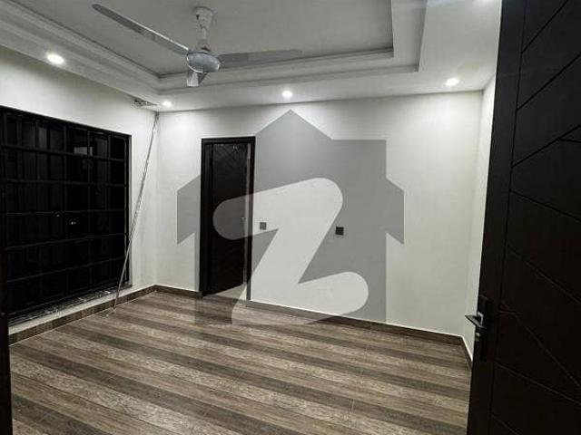 1 bed brand new full luxury ideal excellent good flat for rent in bahria town lahore