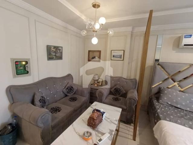 1 bed brand new luxury fully furnished apartment for rent in aa block bahria town lahore
