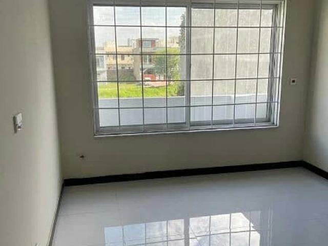 1 Bed for Rent | Seprate Sharing Room Islamabad E 11 ID 82059
